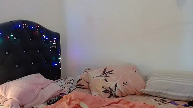 gooddes303salome online show from 09.27.25