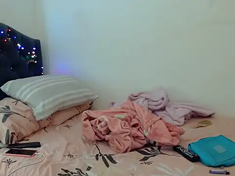 gooddes303salome online show from 10.03.25