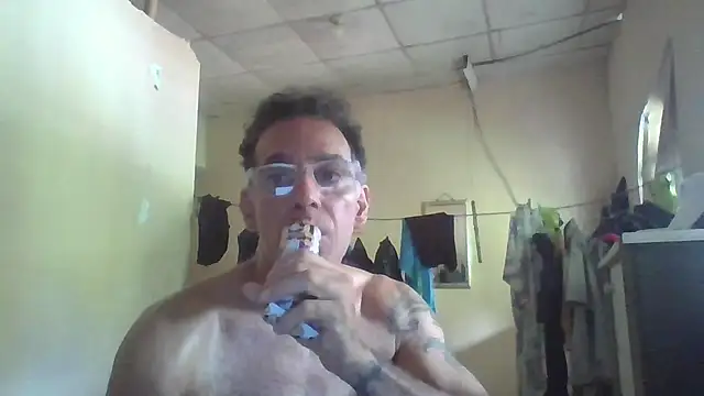 Snapshot of CaptainFox chatting on 07.02.26 CaptainFox online show from 07.02.26