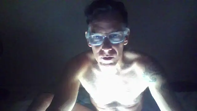 Snapshot of CaptainFox chatting on 07.14.26 CaptainFox online show from 07.14.26