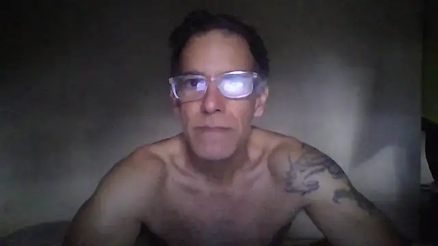 Snapshot of CaptainFox chatting on 07.23.26 CaptainFox online show from 07.23.26