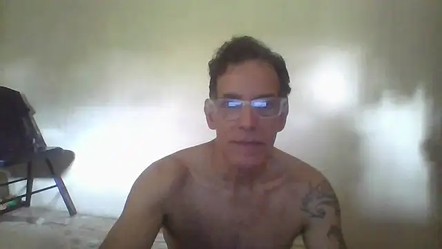 Snapshot of CaptainFox chatting on 07.26.26 CaptainFox online show from 07.26.26