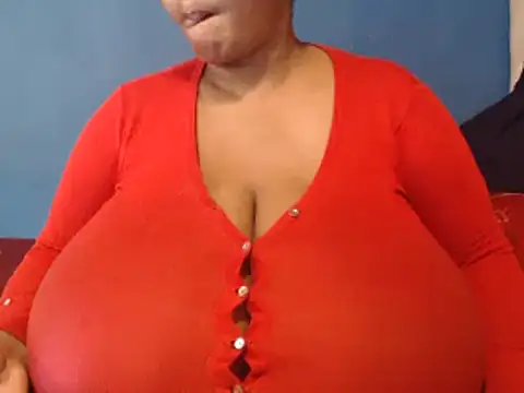 Snapshot of CUTEFIRMMELONSS chatting on 02.26.25 CUTEFIRMMELONSS online show from 02.26.25