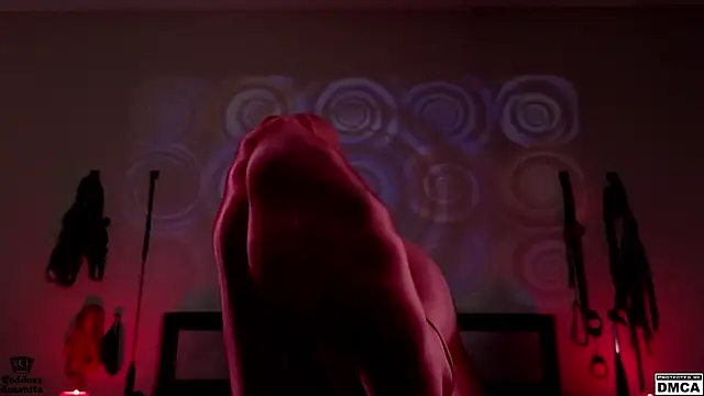 Amanita  Pantherina online show from 01.31.25