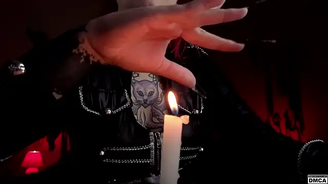 Amanita  Pantherina online show from 11.12.25