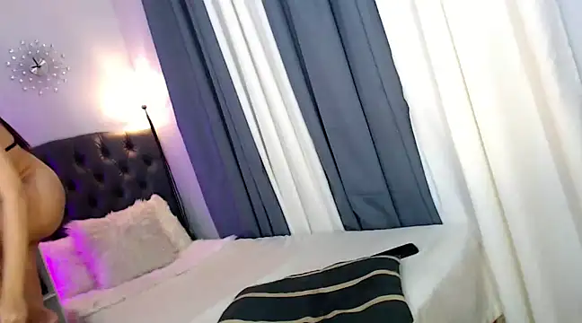 FinestGirlx online show from 01.23.25