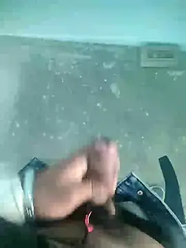 Deshilund9 online show from 12.13.24