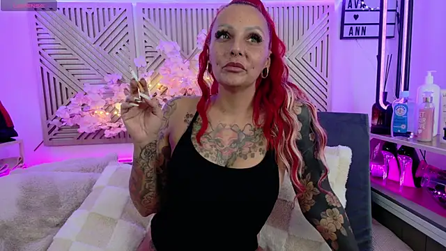 Ava Ann online show from 11.06.25