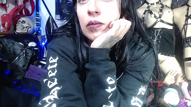 Snapshot of Astartexxx chatting on 03.16.25 Astartexxx online show from 03.16.25