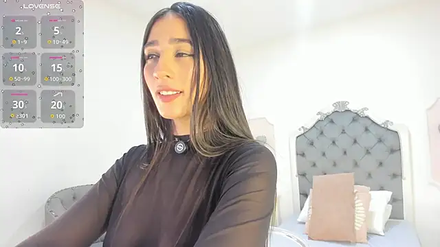 Snapshot of Valentina_Ross_ chatting on 01.17.26 Valentina Ross online show from 01.17.26