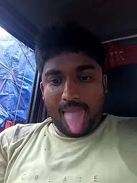 Snapshot of Driver-naru chatting on 04.29.26 Driver-naru online show from 04.29.26