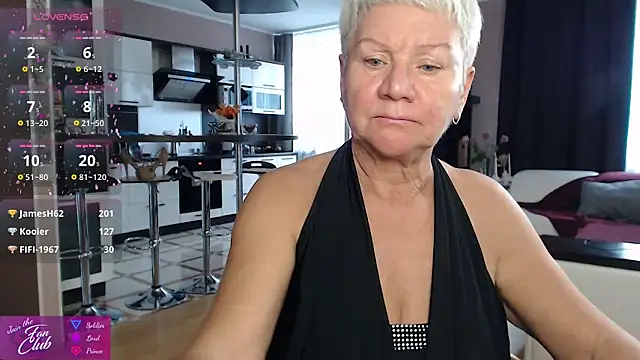 Snapshot of roxana_brooks chatting on 07.06.26 roxana brooks online show from 07.06.26