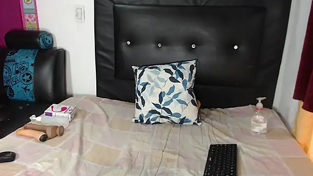 Snapshot of harley_sweet-69 chatting on 03.15.25 harley sweet-69 online show from 03.15.25