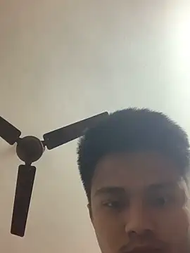 Hullax online show from 03.04.26