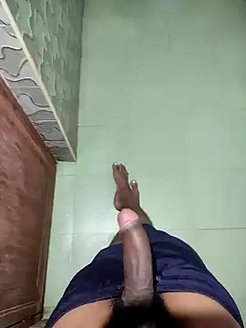 Snapshot of yo19boy chatting on 02.25.25 yo19boy online show from 02.25.25