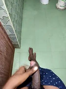 Snapshot of yo19boy chatting on 03.10.25 yo19boy online show from 03.10.25