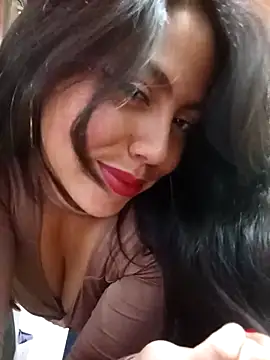 Snapshot of leah_passion chatting on 09.24.25 leah passion online show from 09.24.25