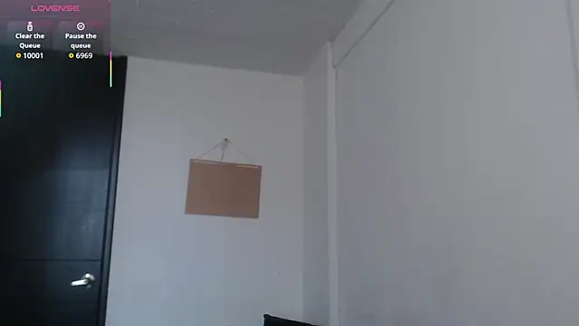 Snapshot of Sophi-tayson chatting on 10.02.25 Sophi-tayson online show from 10.02.25