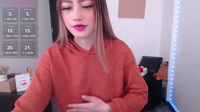 Snapshot of Sophi-tayson chatting on 10.04.25 Sophi-tayson online show from 10.04.25