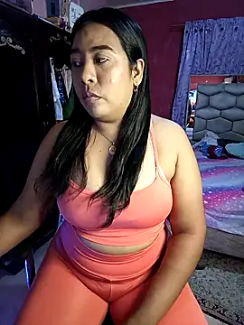 Snapshot of patty_bersh chatting on 03.22.25 patty bersh online show from 03.22.25