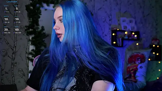 Moon Valkyrie online show from 12.22.24