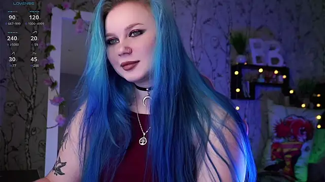 Moon Valkyrie online show from 02.19.25