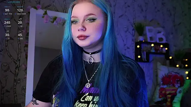 Moon Valkyrie online show from 02.20.25