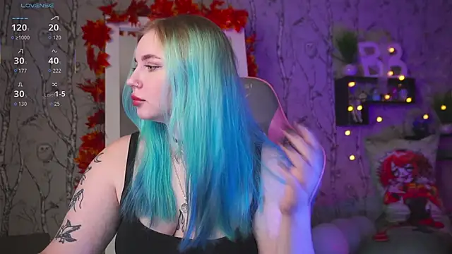 Moon Valkyrie online show from 09.21.25