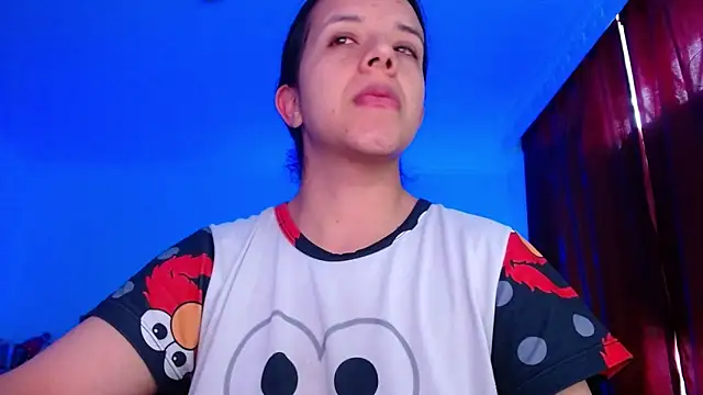 Snapshot of VALERY_MEER chatting on 05.19.26 VALERY MEER online show from 05.19.26
