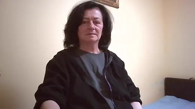 GypsiQueen2 online show from 04.19.26