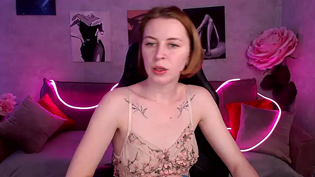 tiffany  burn online show from 12.08.24