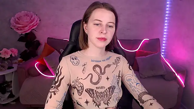 tiffany  burn online show from 02.07.25