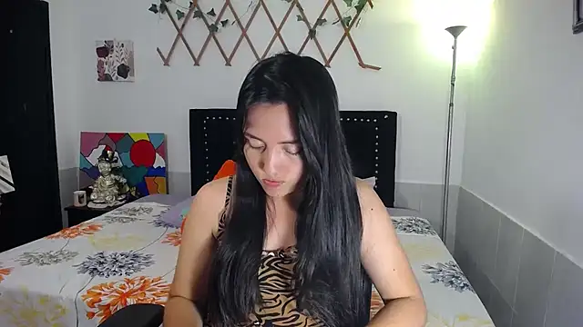Snapshot of naughty_girl_4u chatting on 05.06.26 naughty girl 4u online show from 05.06.26