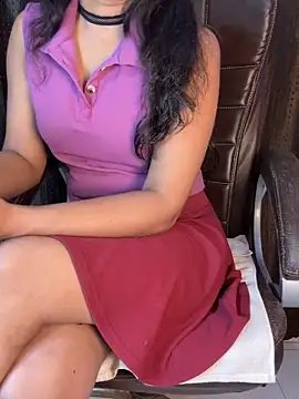 SCHOOL Girl 0 online show from 03.08.25