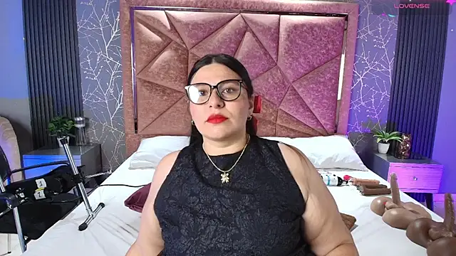 Amanda-Cruz online show from 12.01.25