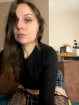 hades4ness online show from 09.30.25