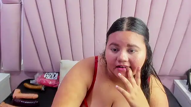 ValenTitis online show from 12.15.24