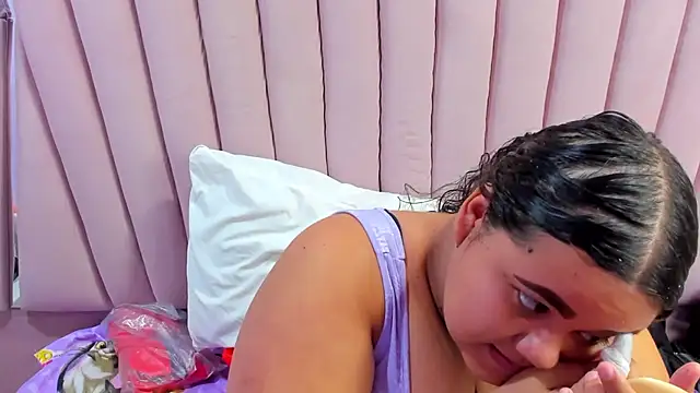 ValenTitis online show from 02.18.25