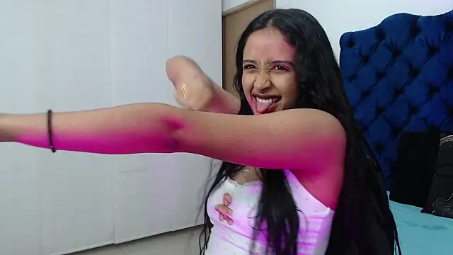 Snapshot of Lili666_ chatting on 10.28.25 Lili666  online show from 10.28.25