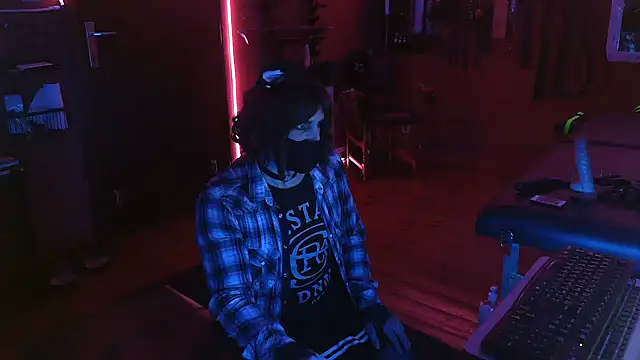 Snapshot of Ginny-the-bdsm-nympho chatting on 11.06.25 Ginny-the-bdsm-nympho online show from 11.06.25