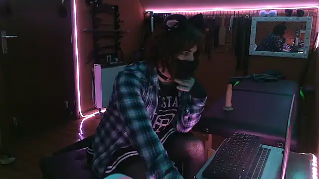 Snapshot of Ginny-the-bdsm-nympho chatting on 02.12.26 Ginny-the-bdsm-nympho online show from 02.12.26