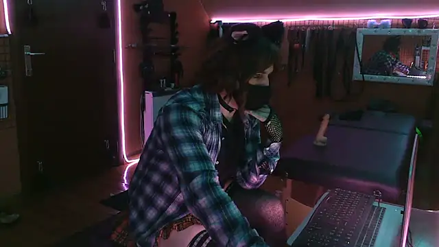 Snapshot of Ginny-the-bdsm-nympho chatting on 03.15.26 Ginny-the-bdsm-nympho online show from 03.15.26