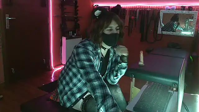 Snapshot of Ginny-the-bdsm-nympho chatting on 03.19.26 Ginny-the-bdsm-nympho online show from 03.19.26