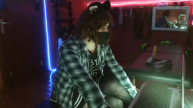 Ginny-the-bdsm-nympho online show from 05.14.26