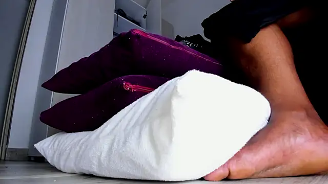 Skarleth69 online show from 02.16.26