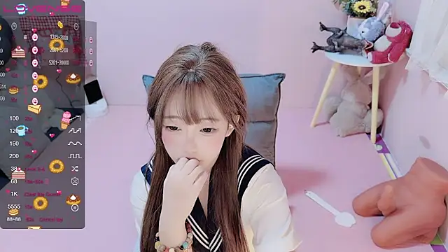 Snapshot of TUTU-new chatting on 01.17.25 TUTU-new online show from 01.17.25