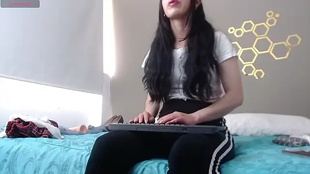 adriscute online show from 01.09.25