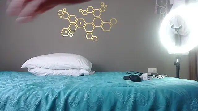 adriscute online show from 01.12.25