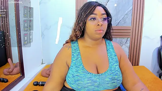 Snapshot of HannyMansonh chatting on 02.18.26 HannyMansonh online show from 02.18.26