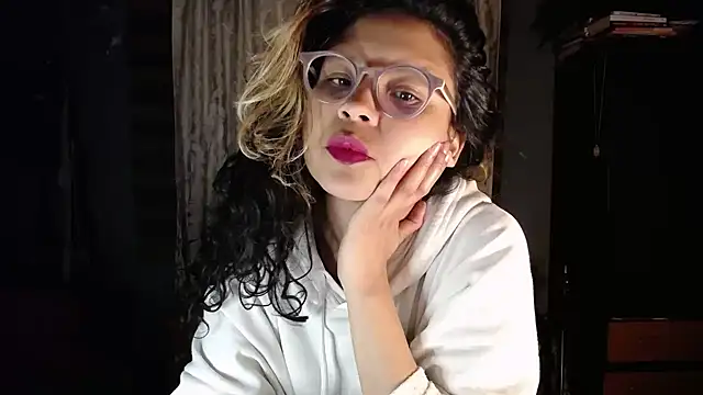 Snapshot of Hathorlove chatting on 02.26.26 Hathorlove online show from 02.26.26